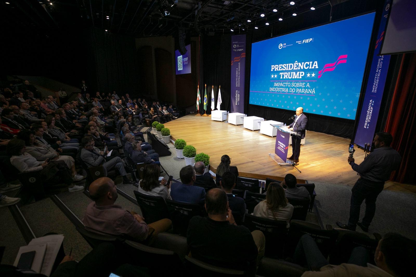 Indústria paranaense debate impactos da presidência Trump